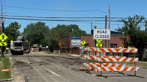 kalamazoo.skipthegames|Construction projects scramble traffic in Kalamazoo.